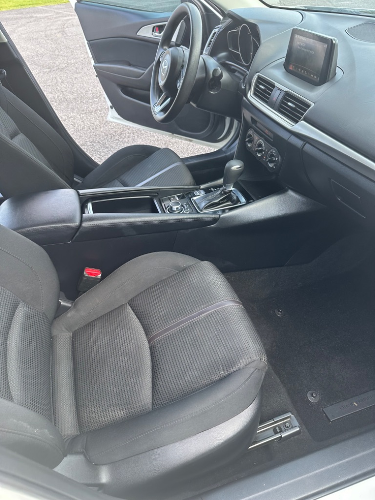 2018 MAZDA MAZDA3 - $18,988