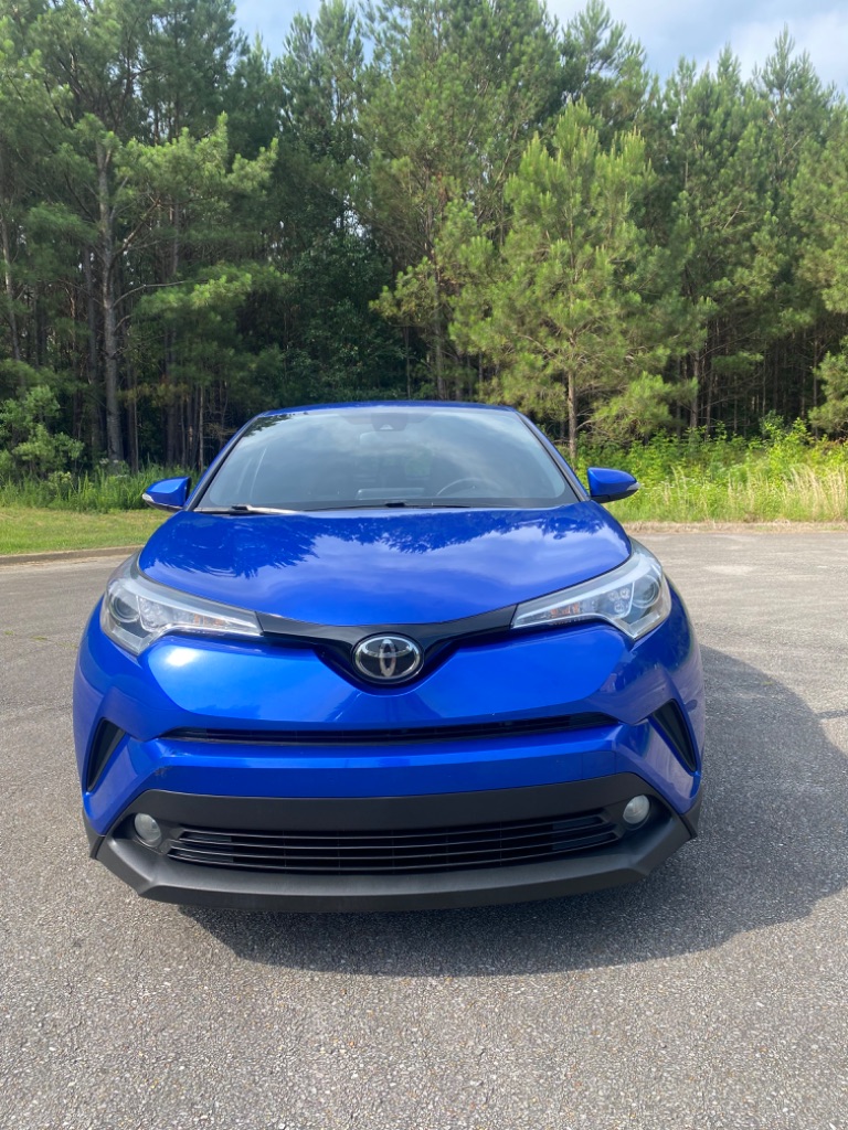2018 Toyota C-HR XLE photo