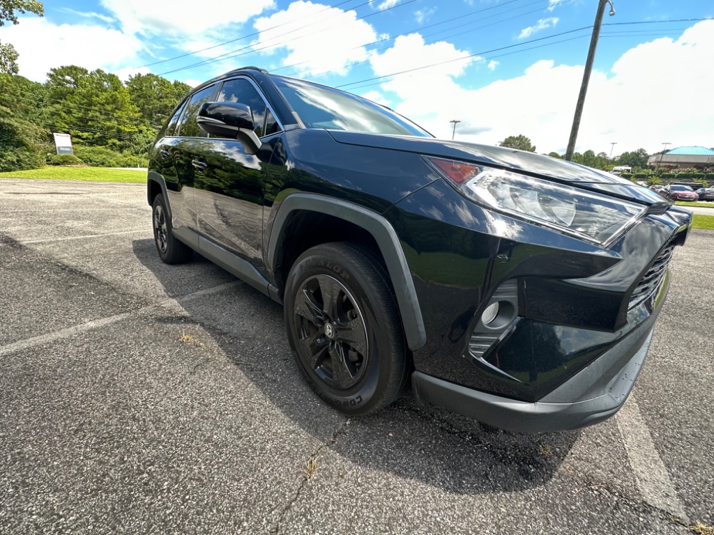 2020 Toyota RAV4 - $27,877