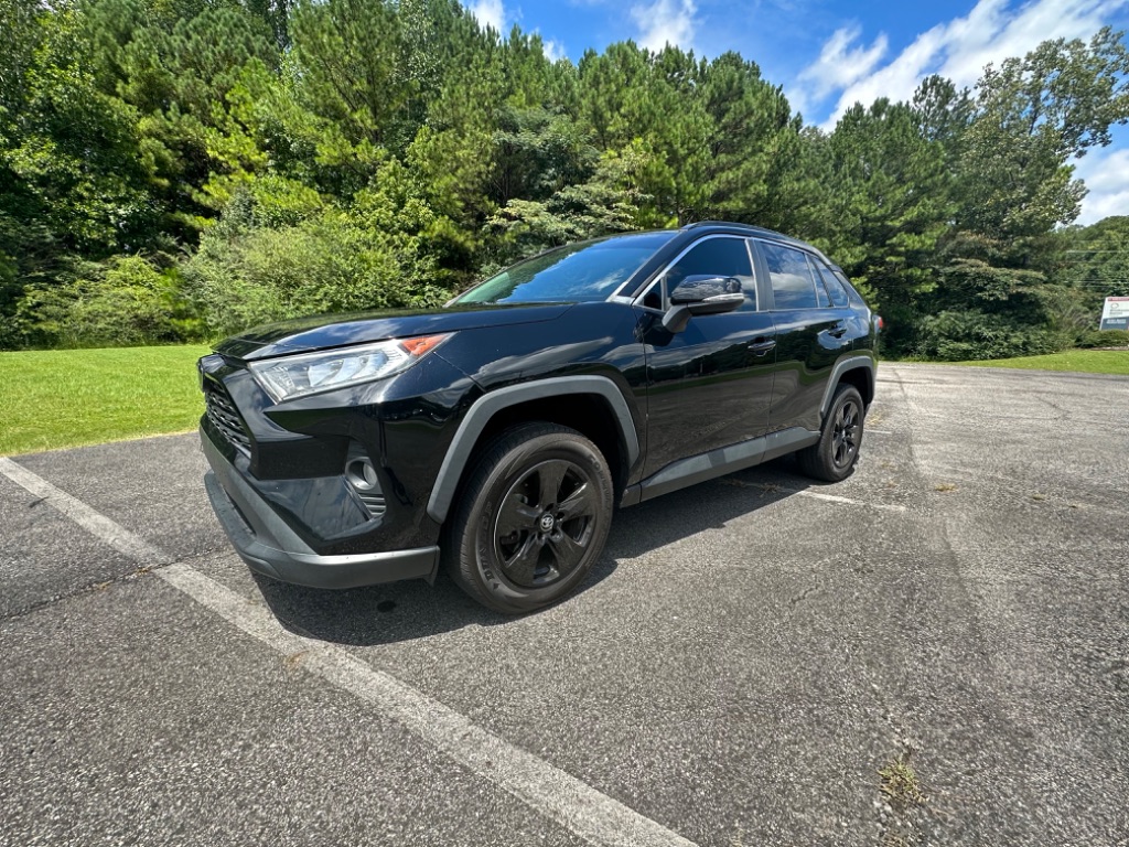 2020 Toyota RAV4 - $27,877