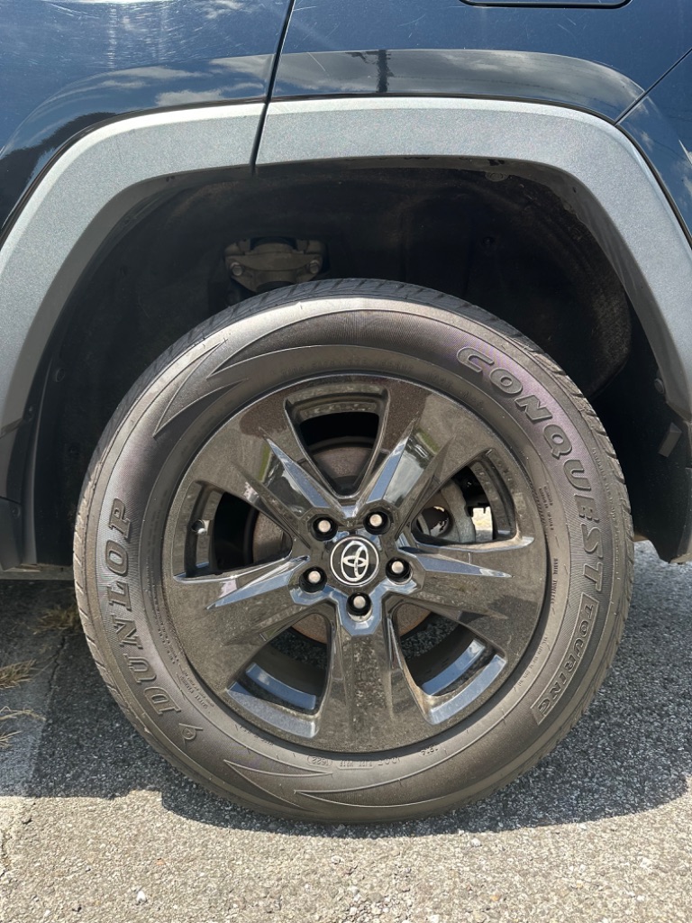 2020 Toyota RAV4 - $27,877