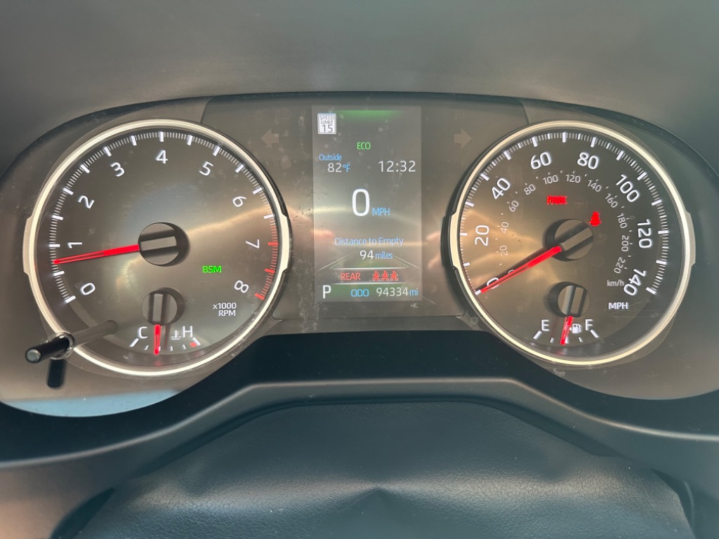 2020 Toyota RAV4 - $27,877
