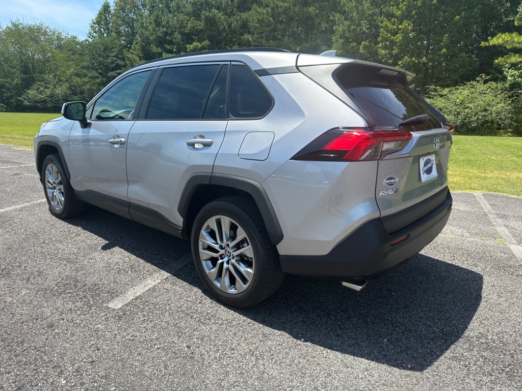 2021 Toyota RAV4 - $34,977