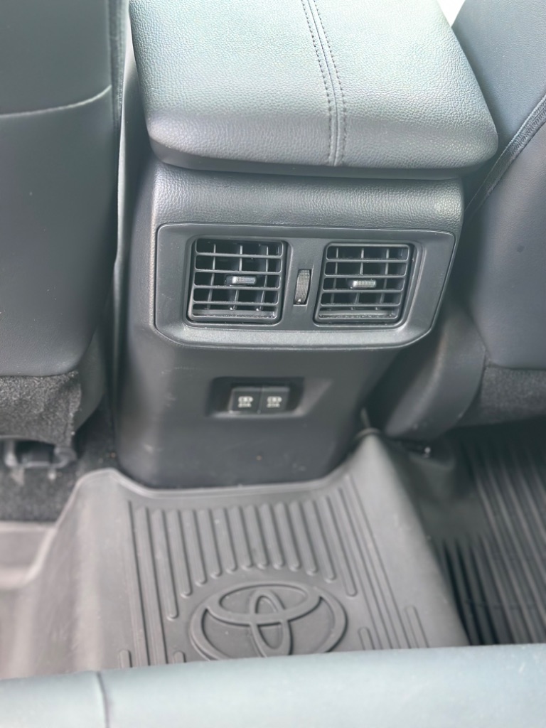 2021 Toyota RAV4 - $34,977