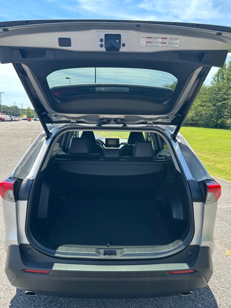 2021 Toyota RAV4 - $34,977