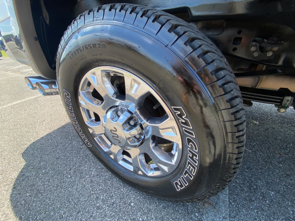 2021 Ford F-350 - $55,988