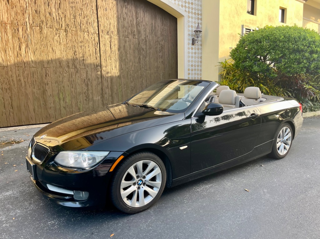 2013 BMW Legend 328i photo