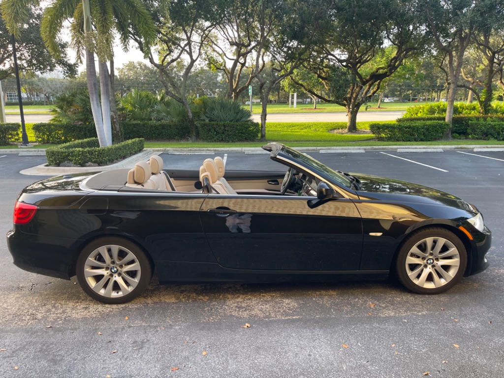 2013 BMW Legend 328i photo