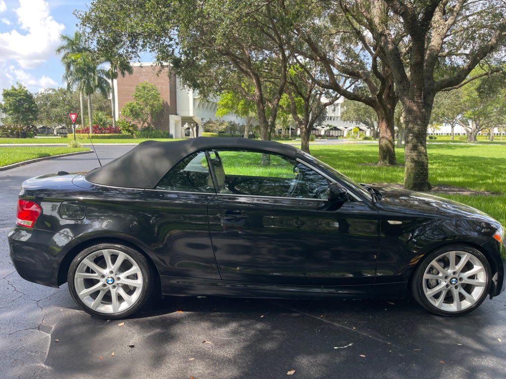 2012 BMW Legend 135i photo