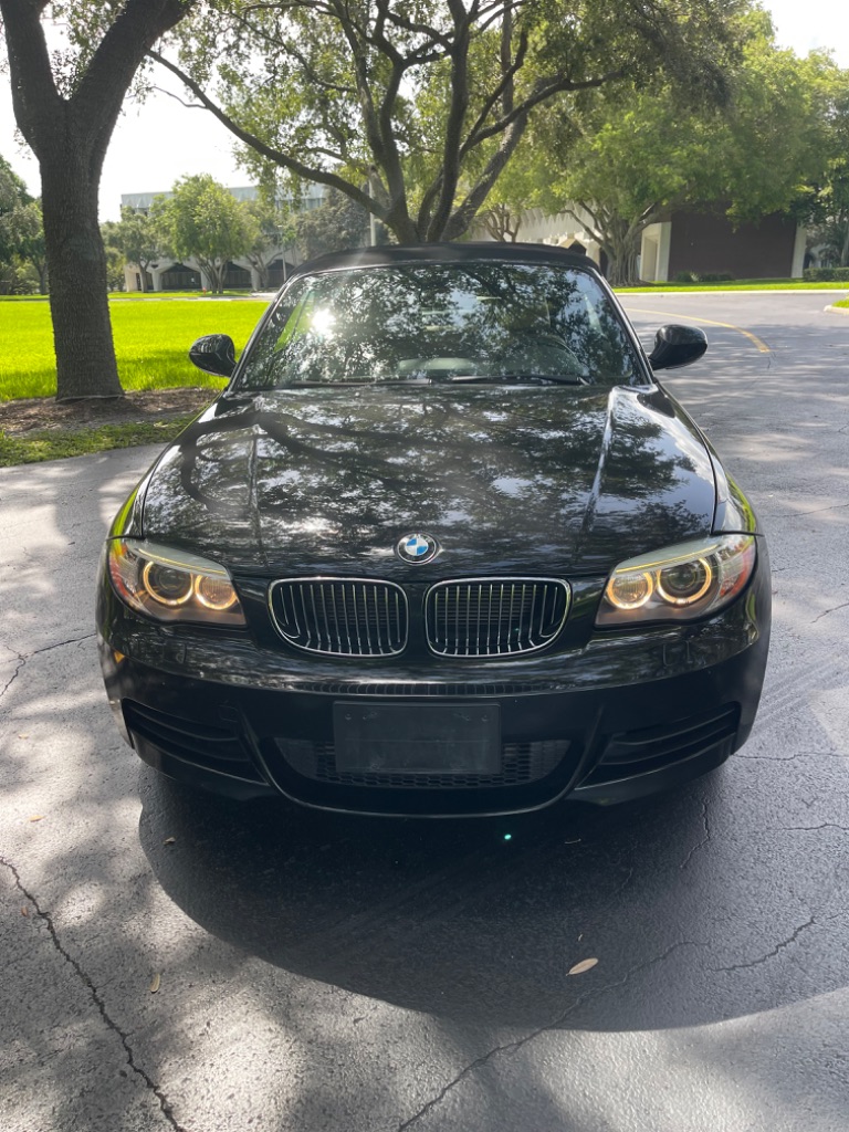 2012 BMW Legend 135i photo