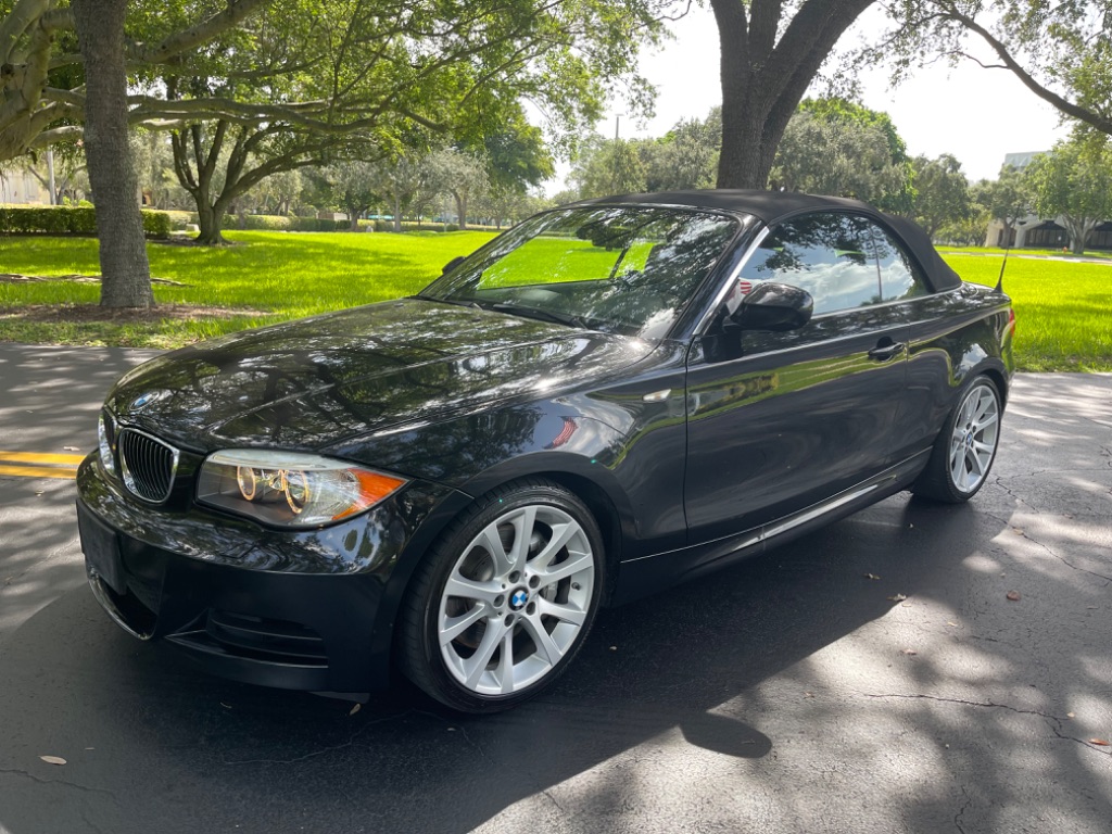 2012 BMW Legend 135i photo