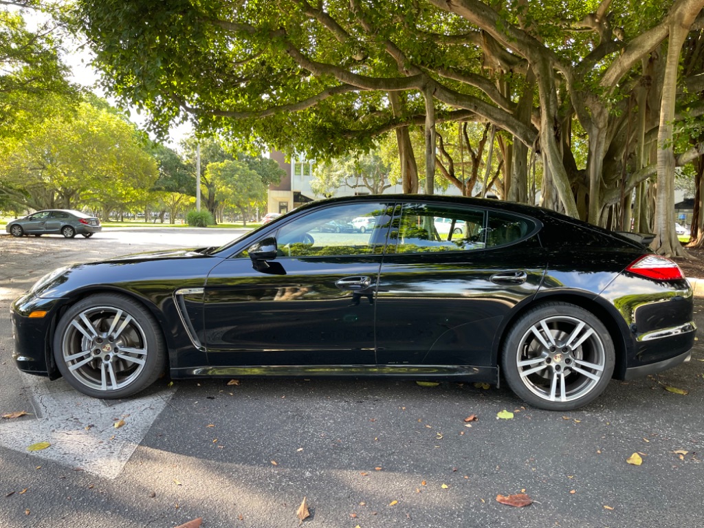 2012 Porsche Panamera photo