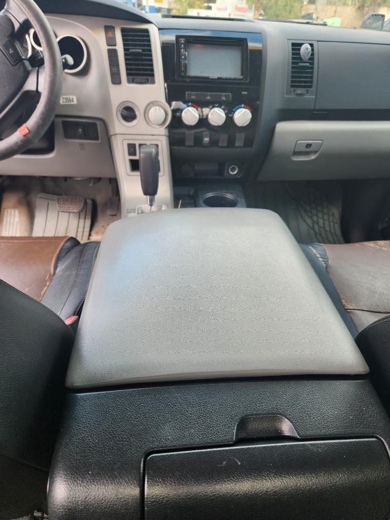 2008 Toyota Tundra SR5 photo