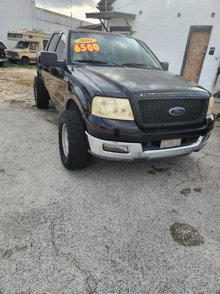 2004 Ford F-150 XLT photo