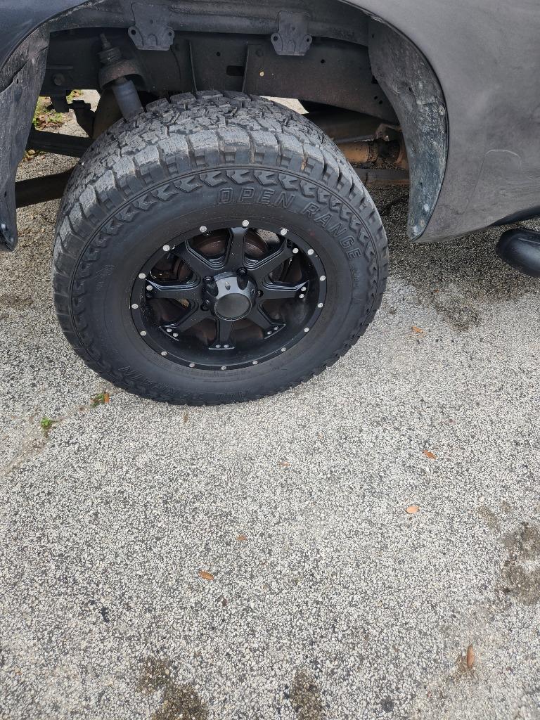2011 Toyota Tundra - $11,500