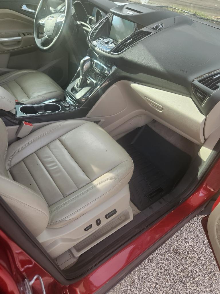 2015 Ford Escape Titanium photo