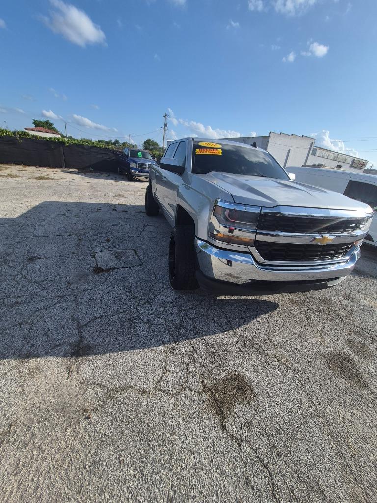 2016 Chevrolet Silverado - $21,500