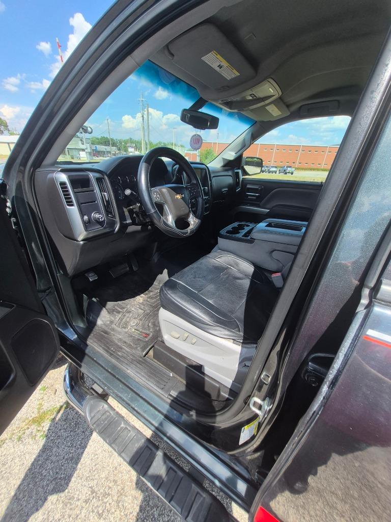 2017 Chevrolet Silverado 1500 - $12,500