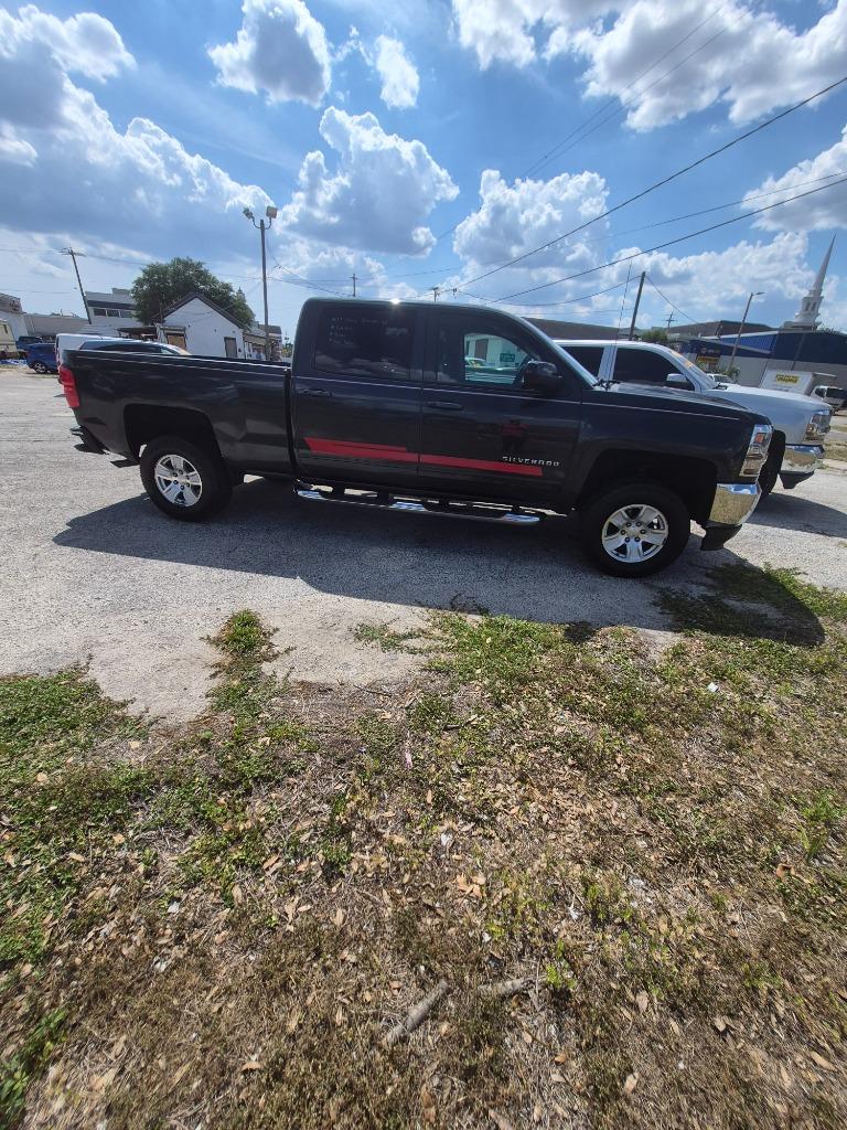 2017 Chevrolet Silverado 1500 - $12,500