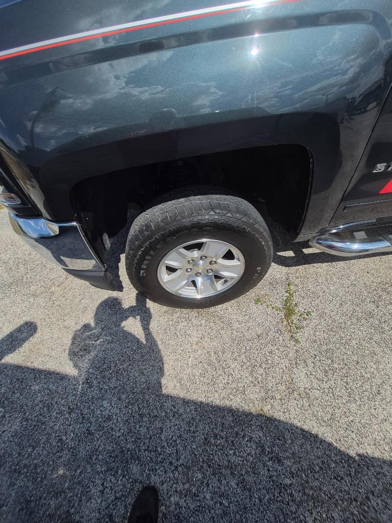 2017 Chevrolet Silverado 1500 - $12,500