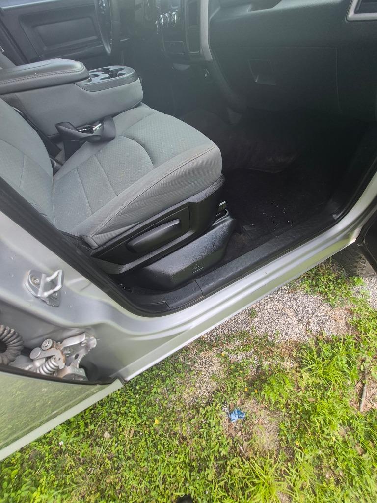 2014 Ram 1500 - $11,995
