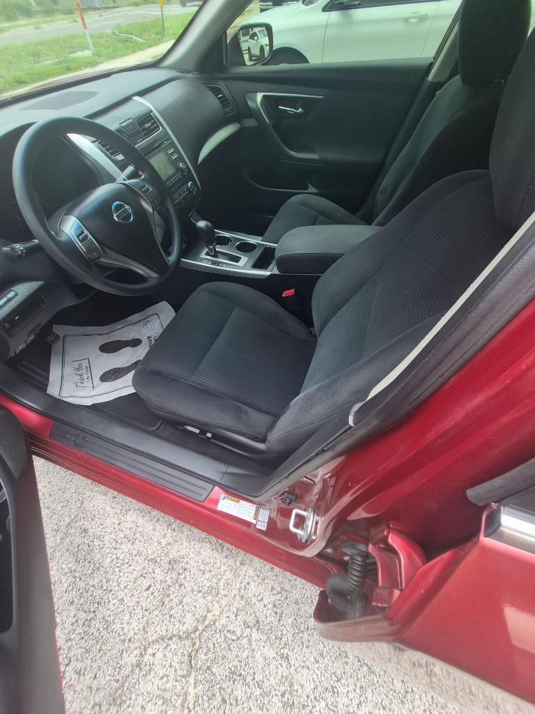 2015 Nissan Altima - $8,195