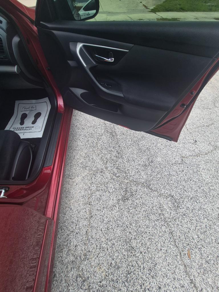 2015 Nissan Altima - $8,195
