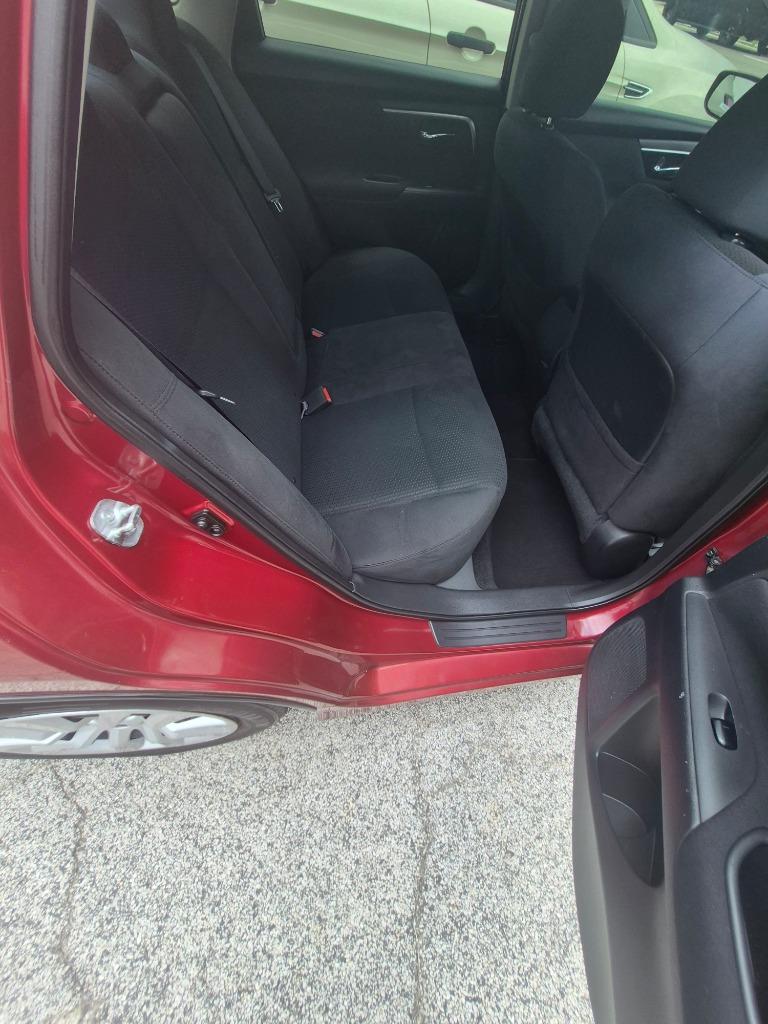 2015 Nissan Altima - $8,195