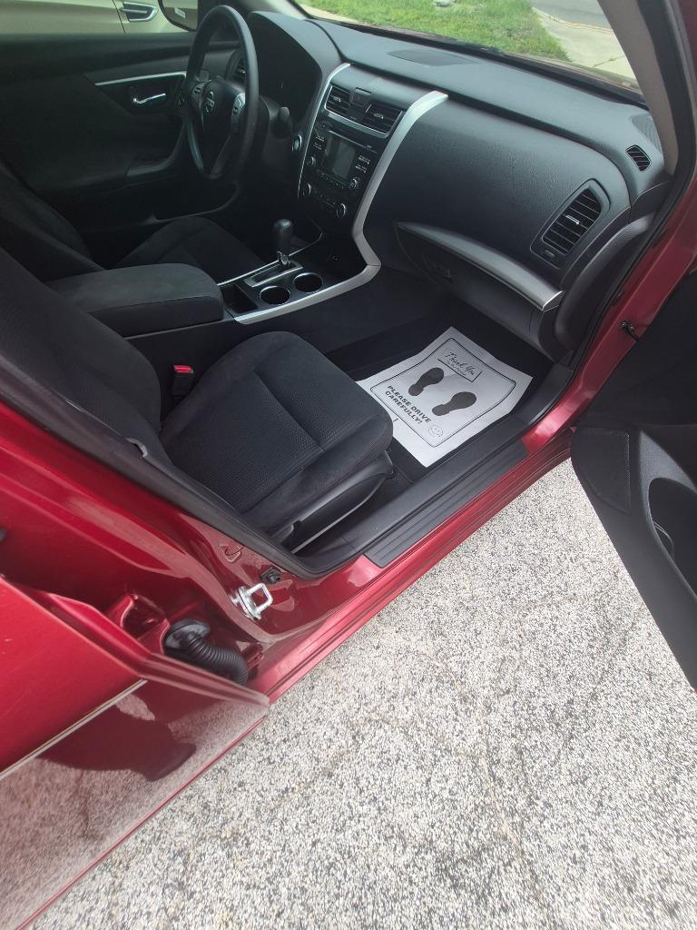 2015 Nissan Altima - $8,195