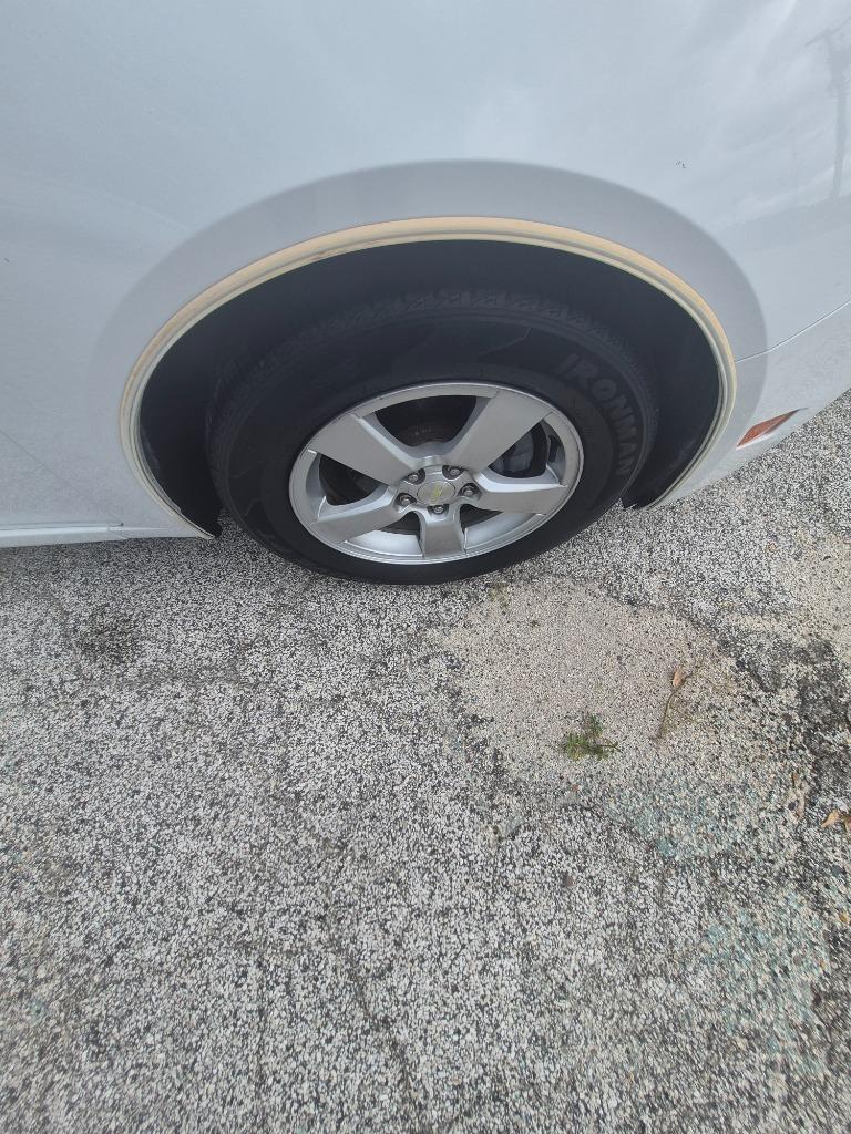 2016 Chevrolet Cruze - $7,500