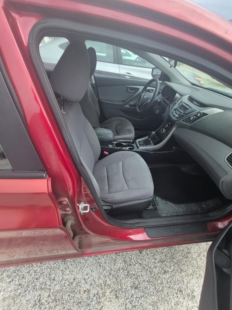 2012 Hyundai Elantra - $3,500