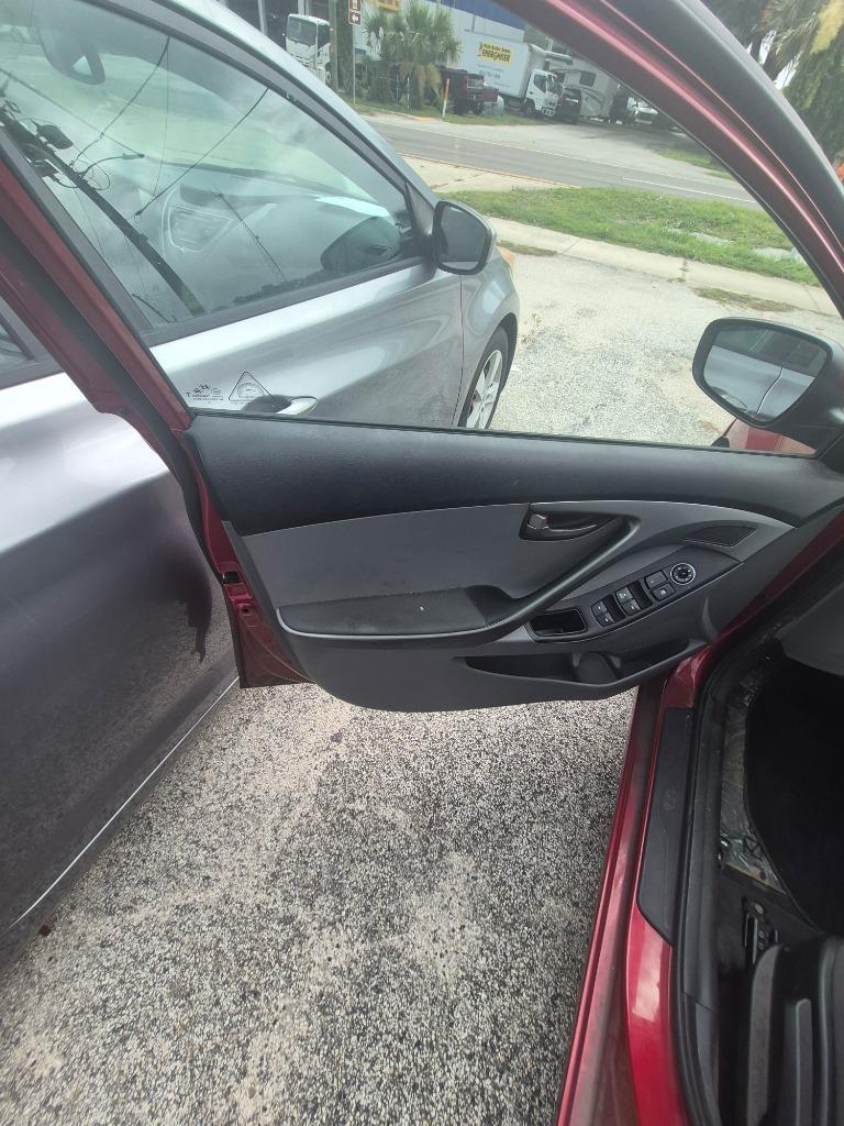2012 Hyundai Elantra - $3,500