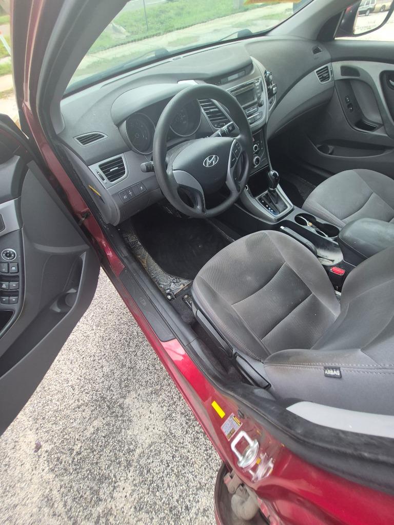 2012 Hyundai Elantra - $3,500