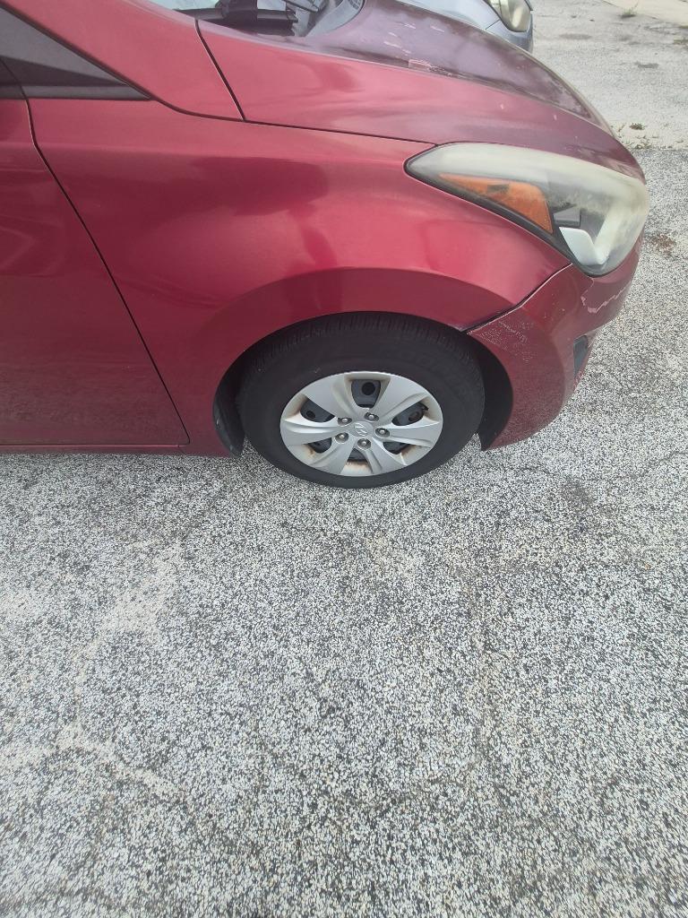 2012 Hyundai Elantra - $3,500