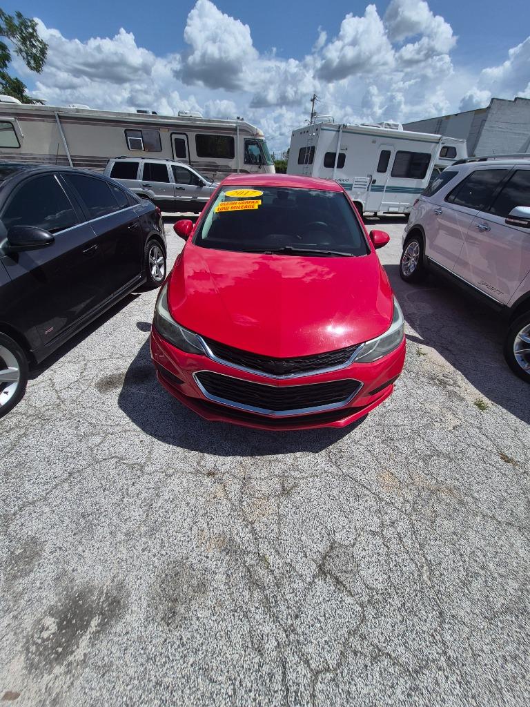 2017 Chevrolet Cruze - $8,995