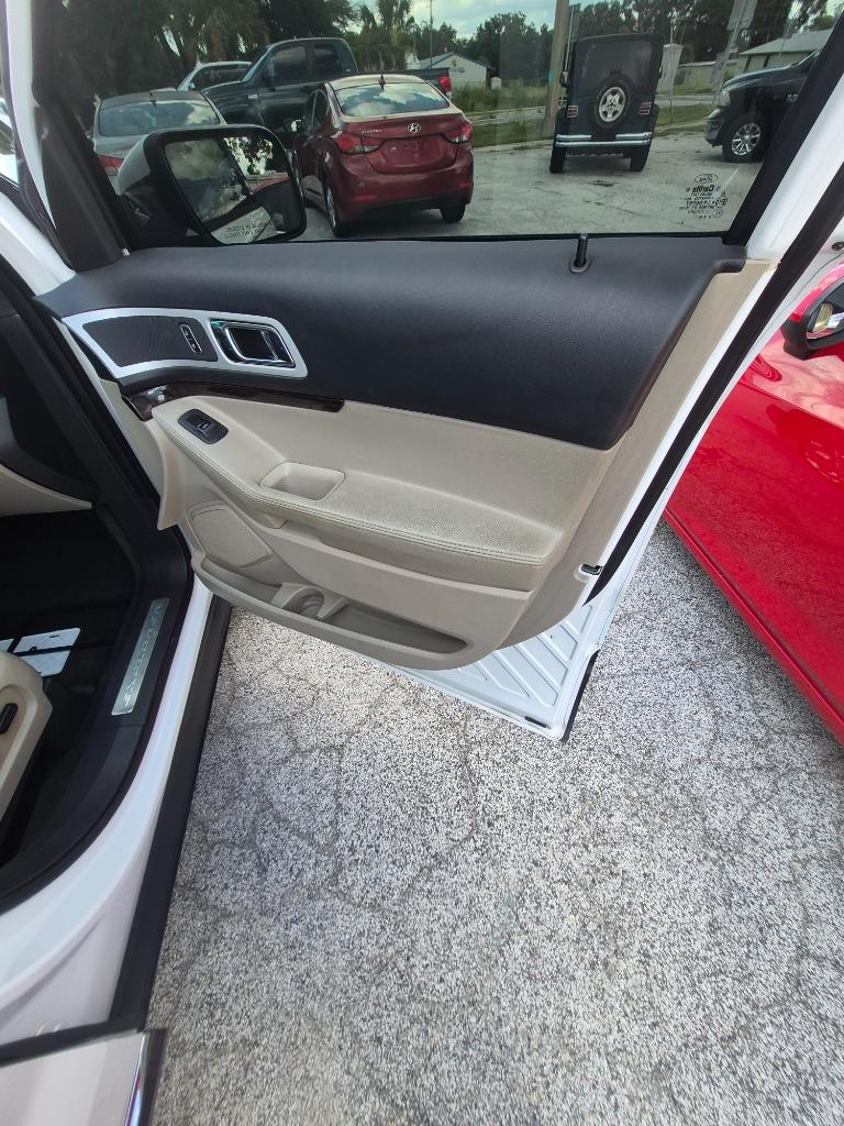 2014 Ford Explorer - $6,995