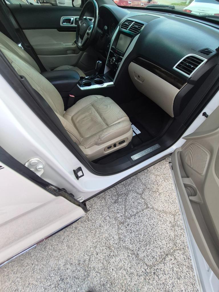 2014 Ford Explorer - $6,995