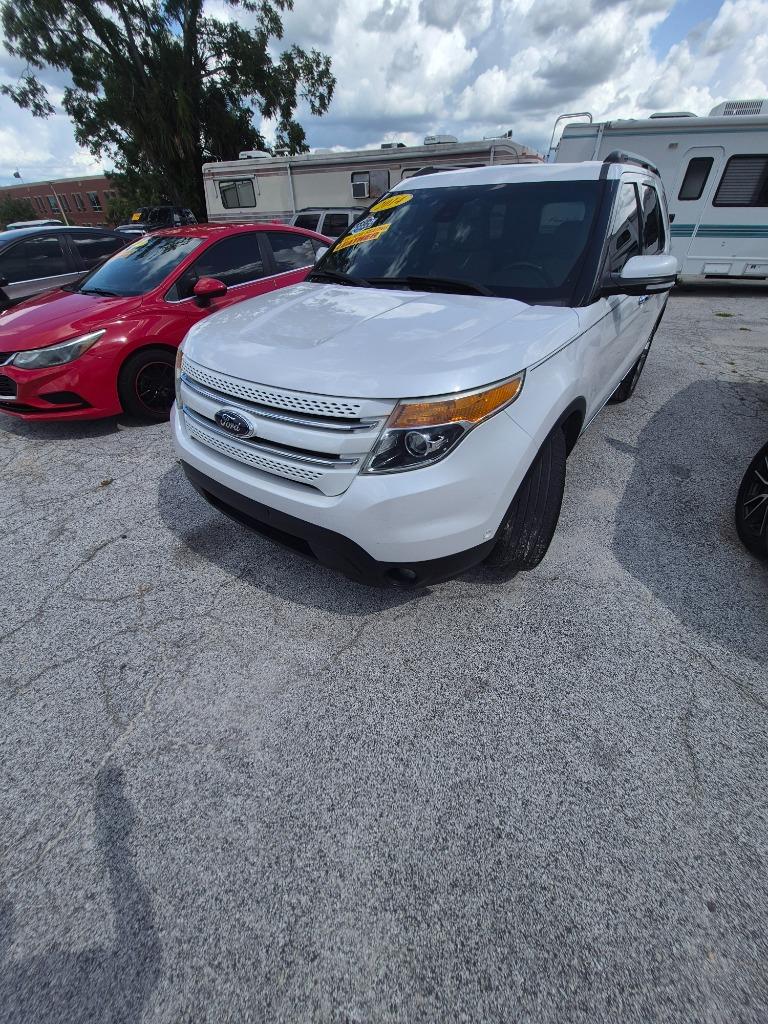 2014 Ford Explorer - $6,995