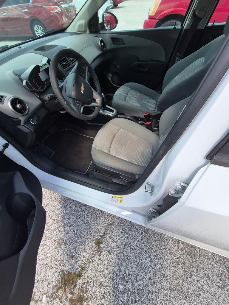 2015 Chevrolet Sonic - $6,495