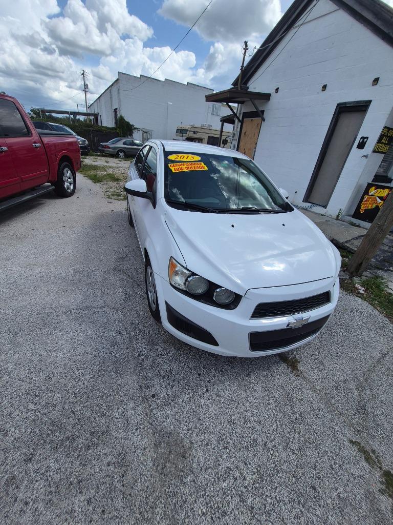 2015 Chevrolet Sonic - $6,495