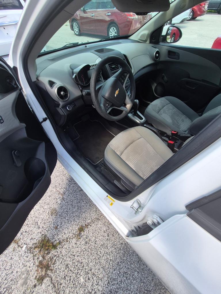 2015 Chevrolet Sonic - $6,495