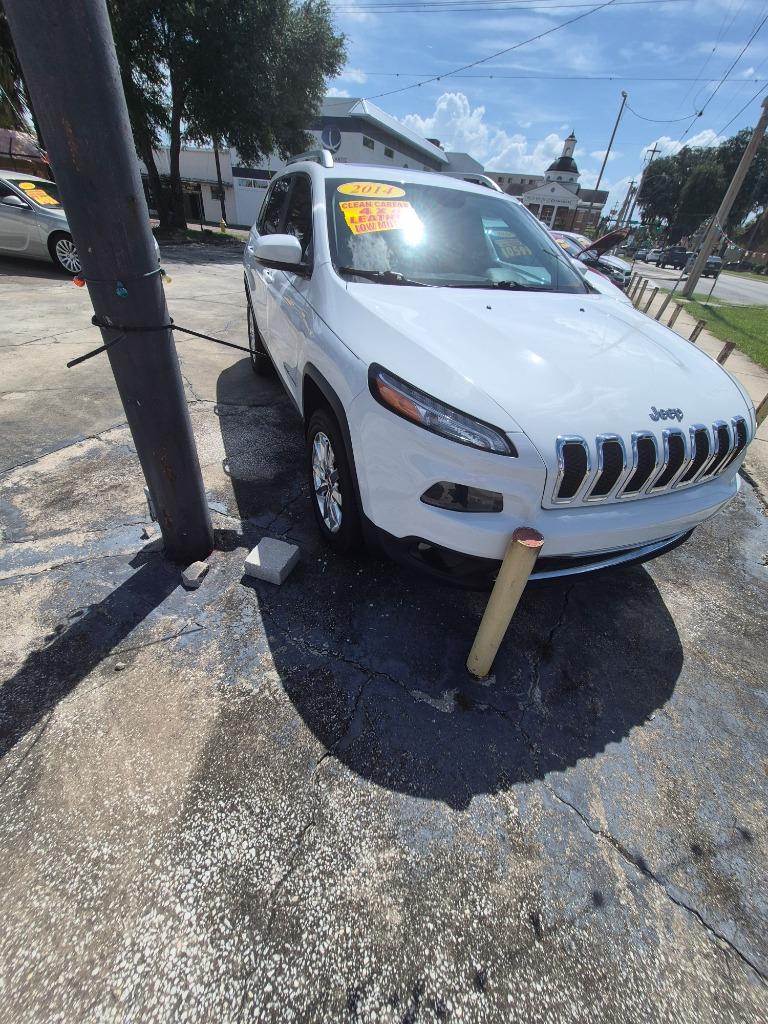2014 Jeep Cherokee - $7,595