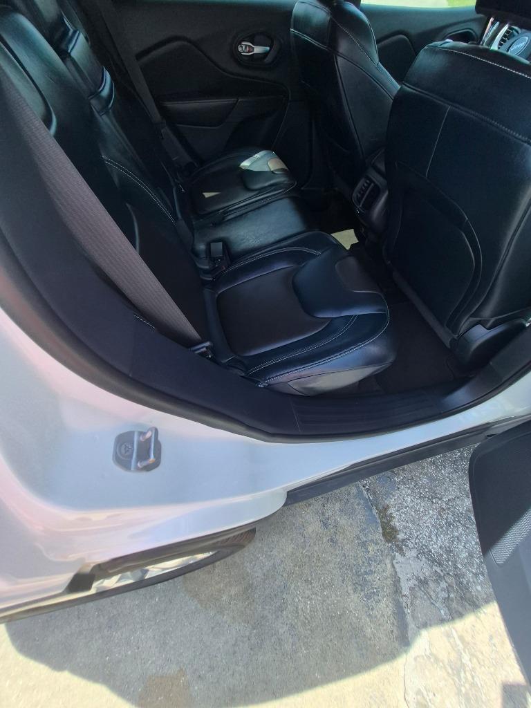 2014 Jeep Cherokee - $7,595