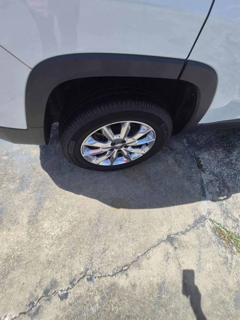 2014 Jeep Cherokee - $7,595