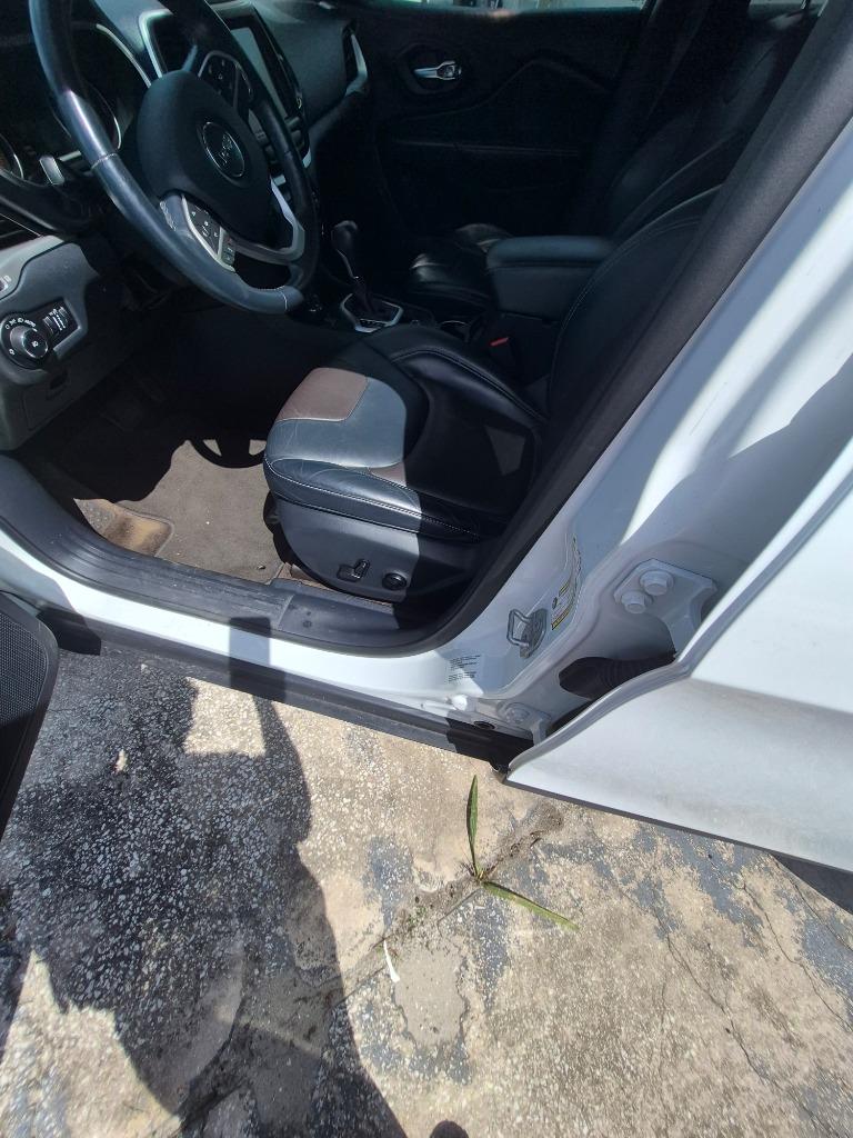 2014 Jeep Cherokee - $7,595