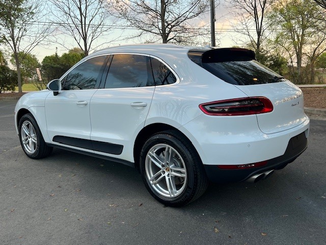 2016 Porsche Macan - $18,500