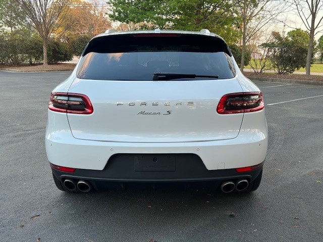 2016 Porsche Macan - $18,500