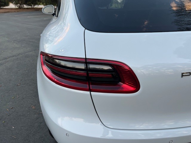 2016 Porsche Macan - $18,500