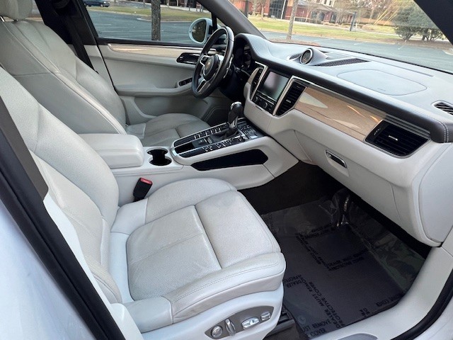 2016 Porsche Macan - $18,500