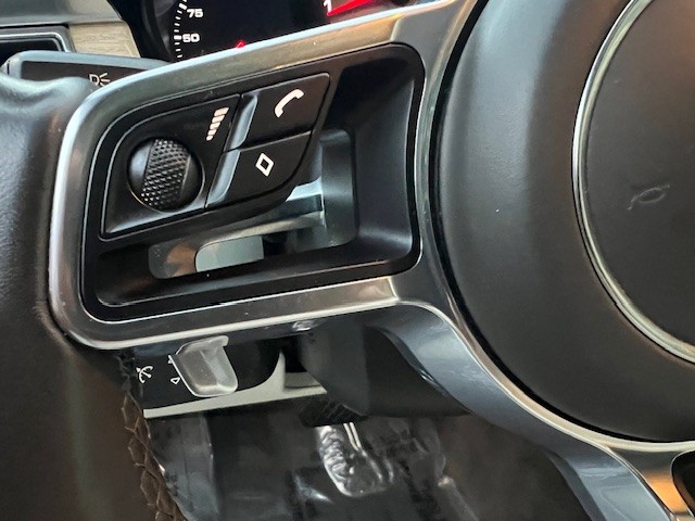 2016 Porsche Macan - $18,500
